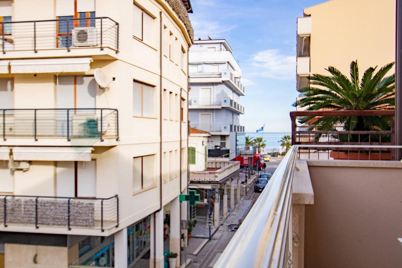 Blu 2P - Palazzina Laura Myho Casa Apartment Tortoreto ภายนอก รูปภาพ